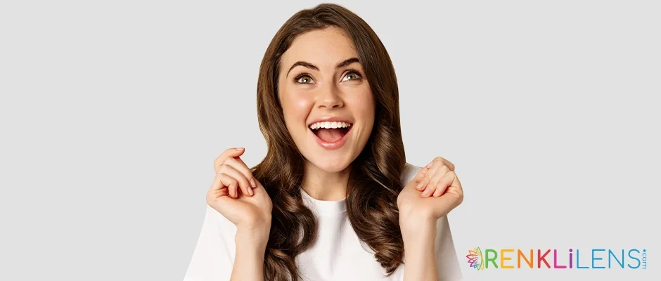 Koyu Gözler İçin Doğal Duran Renkli Lensler